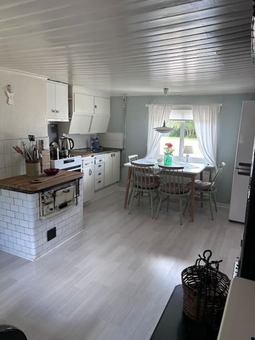 Seaside House In A Old Farm Near Falkenberg, 500M To Beach Exterior photo